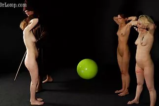 وصول الملهمة عبر كوني. سكسي عربي خلفي